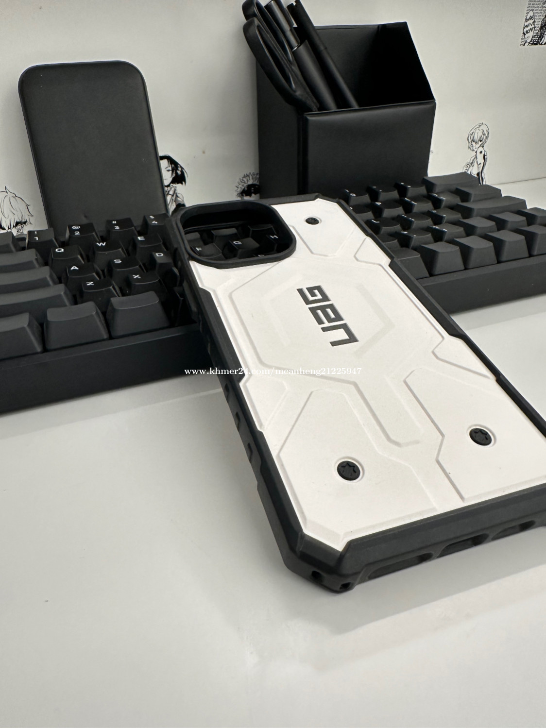 UAG Pathfinder Case with MagSafe for iPhone 14 Pro