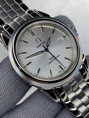 នាឡិកាបុរសមួយទឹក