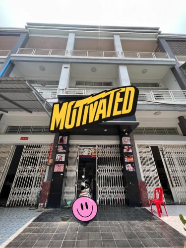 ផ្ទះលក់បុរីពិភពថ្មី2ចំការដូង 🔥ក្រោមទីផ្សារ