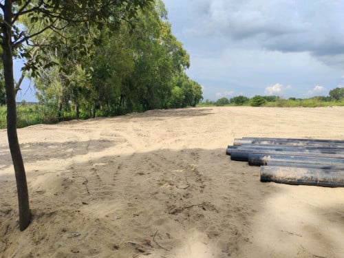 ដីលក់បន្ទាន់