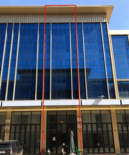 ផ្ទះអាជីវកម្មលក់នៅជាប់ផ្សារទំនើបអុីអនពីរសែនសុខ ចំពោះតំលៃអាចចរចារបាន (ម្ចាស់ផ្ទាល់)