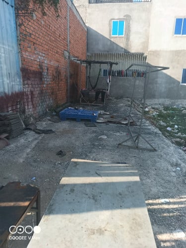 ដីលក់  18500