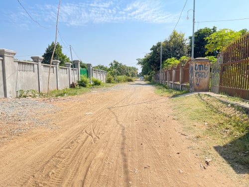 Land for Sale Along Mekong River