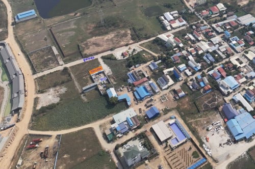 ដីនៅក្រាំងធ្នុង