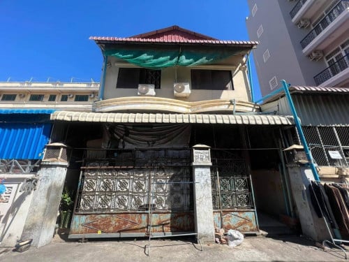 ផ្ទះលក់ម្ចាស់ប្រញាប់លុយ