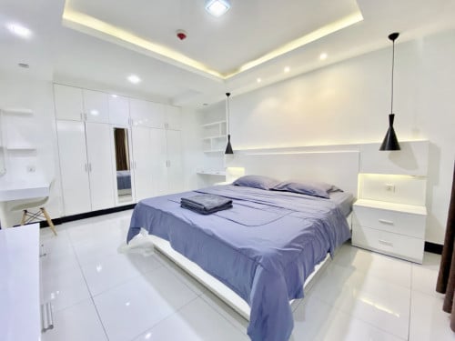 Furnished 1BR, 9F 79sqm Serviced Apartment For Rent $500/month