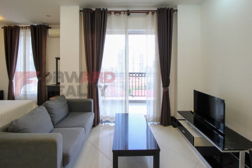 RUSSIAN MARKET STUDIO ROOM| 1BATH| FULLY FURNISHED|POOL&GYM