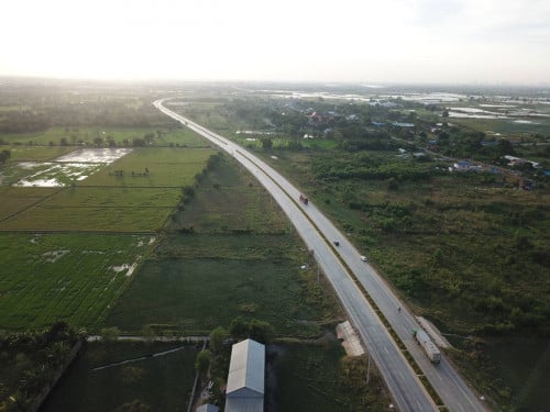 Land for Sale ដីលក់បន្ទាន់ ជាប់ក្រវ៉ាត់ក្រុងទី៣