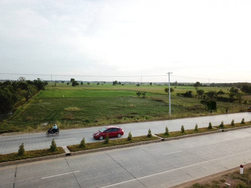 Land for Sale ដីលក់បន្ទាន់ ជាប់ក្រវ៉ាត់ក្រុងទី៣