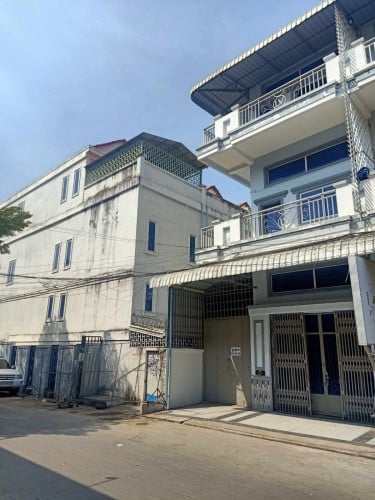 ផ្ទះលក់នៅផ្សារទួលពង្រ មានចំណូល450$ក្នុងមួយខែ