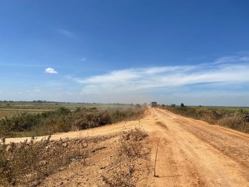 ដីកែងបន្ទាន់នៅបាធាយ
