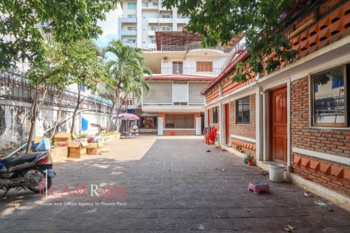 3-storey commercial villa for rent in Tuol Kork – Phnom Penh.