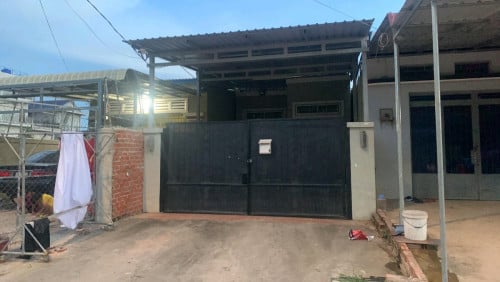 ផ្ទះជួលជិតផ្សារសាមគ្គីកំពត