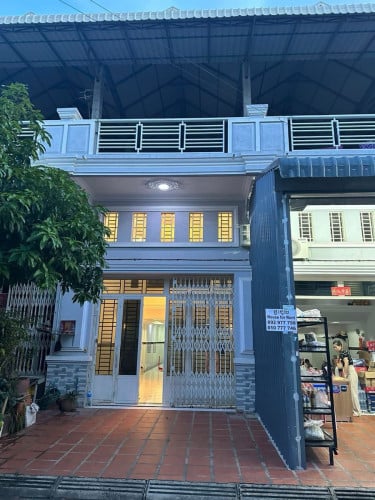 ផ្ទះល្វែងសម្រាប់ជួល​ នៅបុរីភ្នំមាស ម្តុំលូ៥