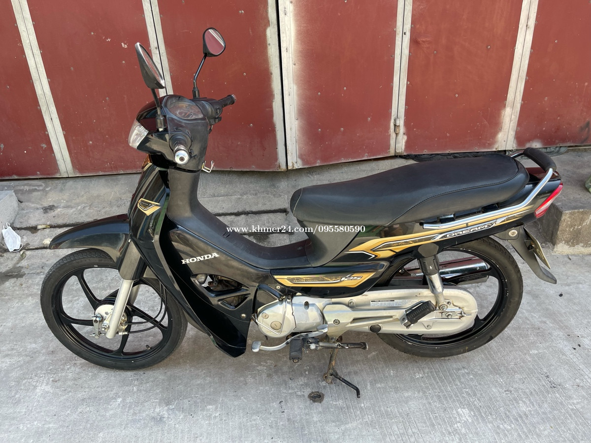 Honda dream for sale Price 1350.00 in Chbar Ampov Pir, Cambodia Kim