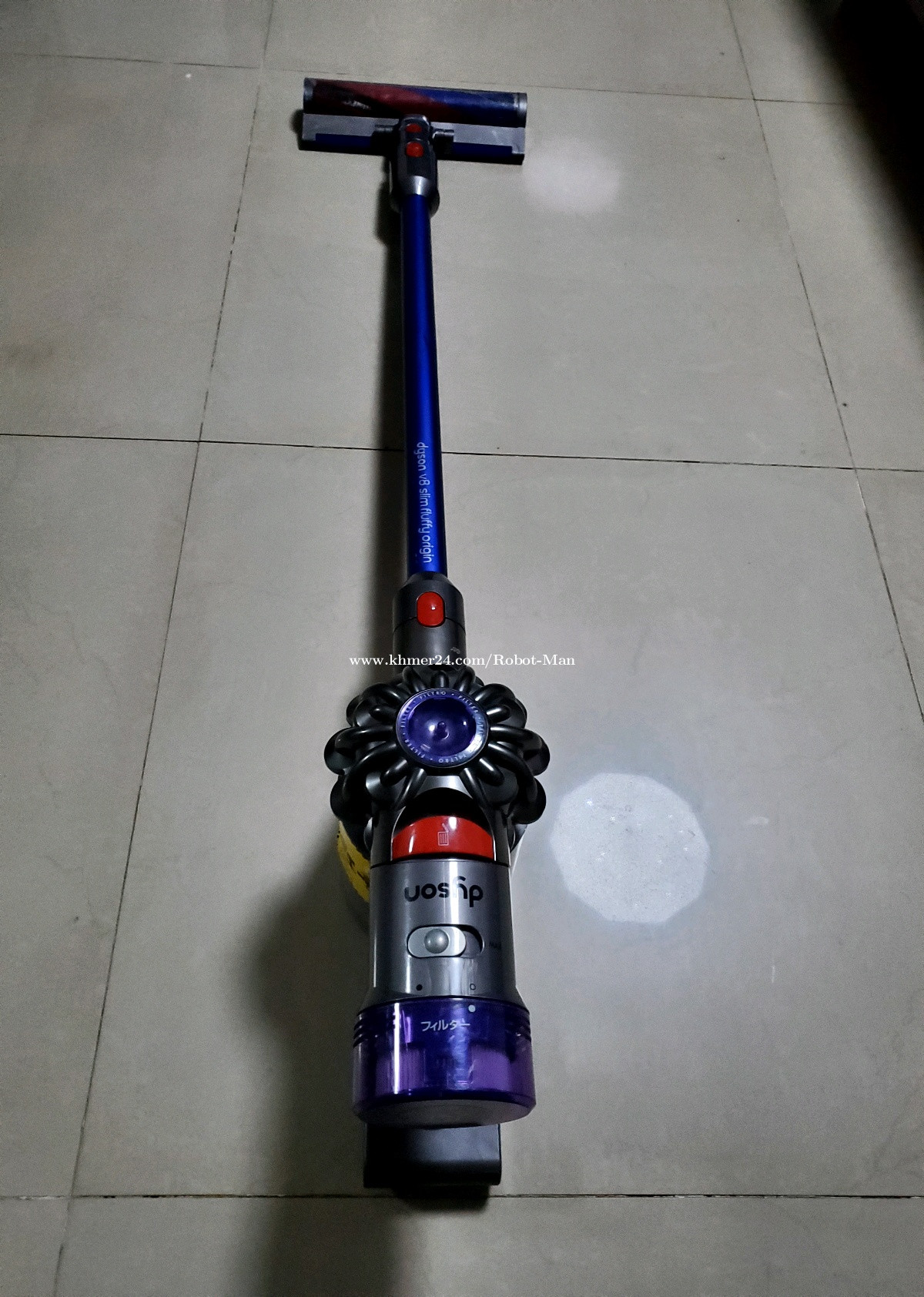 Dyson V8 Slim Fluffy price $150.00 in Stueng Mean chey 2, Mean