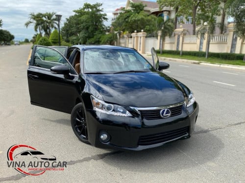 Car for rent/汽车出租 Lexus Ct200h