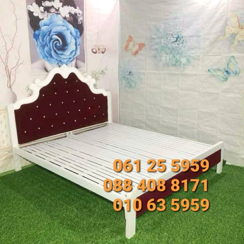 គ្រែដែកម៉ូតព្រះនាង 1.8ម