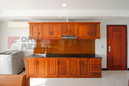 2 Bedrooms apartment with swimming pool and gym available for rent in Russian Market Area
