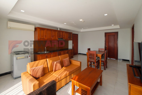 2 Bedrooms apartment with swimming pool and gym available for rent in Russian Market Area