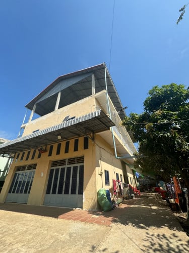 ផ្ទះលក់បន្ទាន់តម្លៃក្រោមទីផ្សារ (បន្ទប់ជួលមានចំណូលស្រាប់)