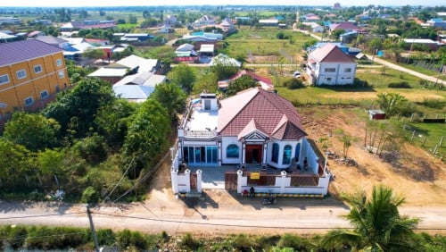 ផ្ទះលក់បន្ទាន់