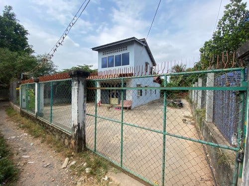 ផ្ទះលក់ក្នុងក្រុងកំពត លក់បន្ទាន់