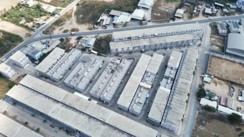 ផ្ទះល្វែងថ្មីស្អាត ទើបសាងសង់រួច ស្ថិតក្នុងខណ្ឌដង្កោ