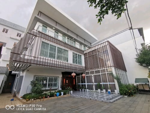 ផ្ទះវីឡានៅចាក់អង្រែលើ ជួល​ឫលក់