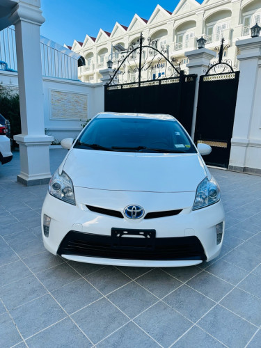 Toyota Prius 2012 option II
