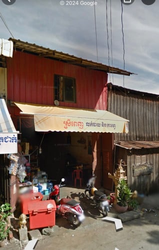 ផ្ទះលក់ជិតផ្សារដេប៉ូ (ប្លង់រឹង) ម្ដុំស្តង់ស្ករ និងធ្វើឡាន (កំពុងដាក់ជួលអោយគេ)