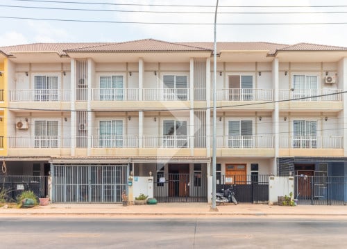 ផ្ទះសម្រាប់លក់ជាប់ផ្លូវបេតុង22ម៉ែត្រក្នុងសង្កាត់ស្វាយដង្គំ -HOUSE FOR SALE IN SIEM REAP