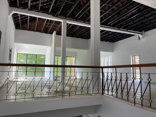 Shop-Office-Showroom-Coffee Shop For Rent Near Independent MonumentSize: 14x25m, 02 Floors, 3,800$