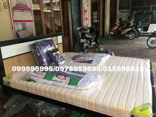 ឈុតគ្រែដែកក្បាលឈើ 1.8mx2.0m