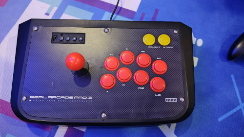 Original Hori Fighting game stick can play with tekken 8 and KOF XV PC