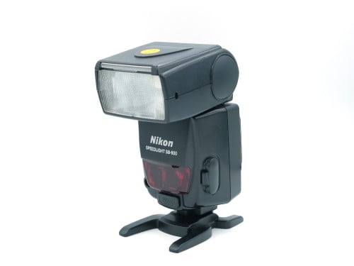 NIKON SPEEDLIGHT SB-800