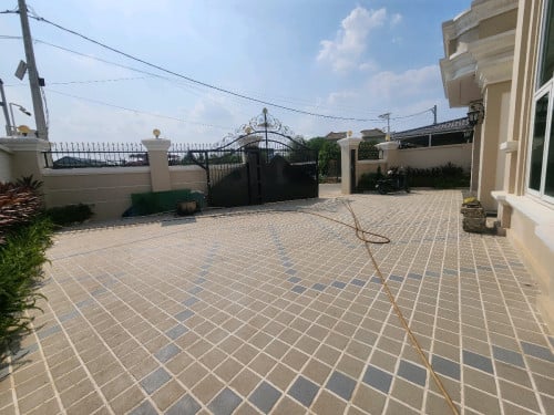 Villa available for rent near Phnom Penh Airport Area