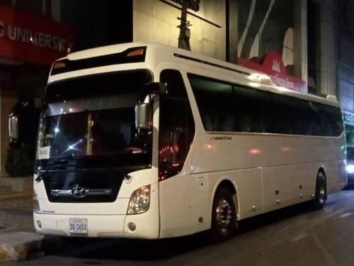 រថយន្តក្រុង សម្រាប់ជួល Bus for rent