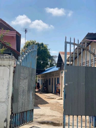 ដីសម្រាប់លក់