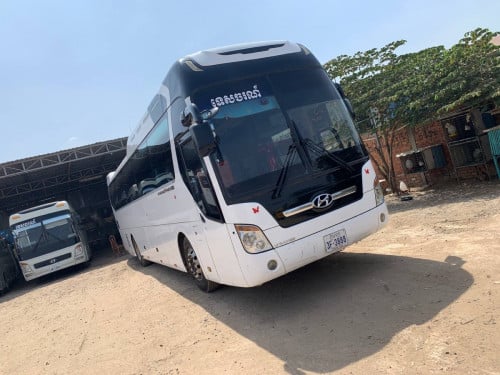រថយន្តសម្រាប់ជួល / Bus for rent ឡានក្រុងជួល