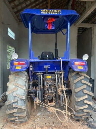 លក់បន្ទាន់ត្រាក់ទ័ម៉ាក Ford EUROTRAC 904 ស្អាតដូចថ្មី 17000 អាចចចារបាន