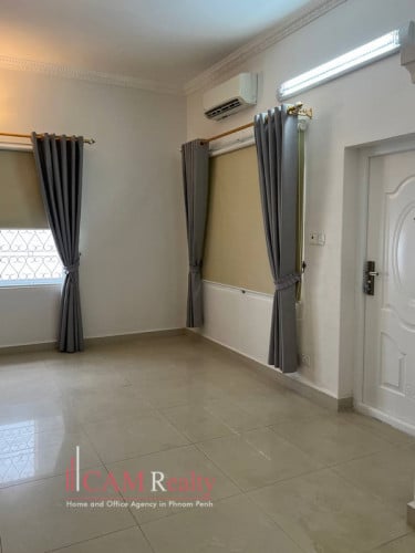 5 bedrooms villa for rent in BKK1 area – Phnom Penh