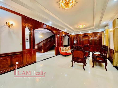 8 bedrooms villa office space for rent in Beong Keng Kang 1 district – Phnom Penh