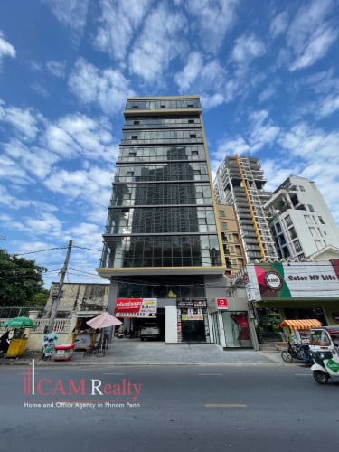 Commercial Space for rent in Tonle Basak – Phnom Penh.