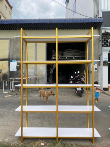 ធ្នើរតាំង/Shelf Display