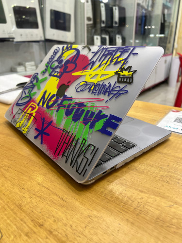 MacBook Air/Pro Case ហ៊ួតលី