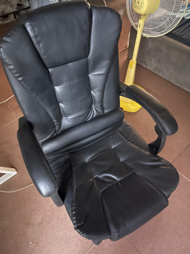 Chair + massage