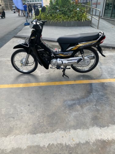 Honda Dream 2021 Price $1940.00 in Veal Vong, Cambodia - តុ លា ...