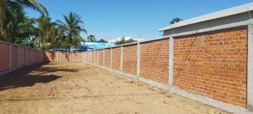 ដីលក់ 9x64m ជាប់ផ្លូវជាតិលេខ5 មុខផ្សារត្រពាំងជង ទីរួមស្រុកបាកាន