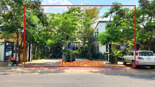 ប៊ូទិកអូរតែលមានចំណូលស្រាប់លក់នៅអរិយក្សត្រ